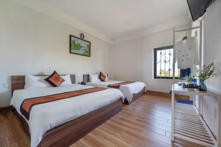 Standard Family room with city view