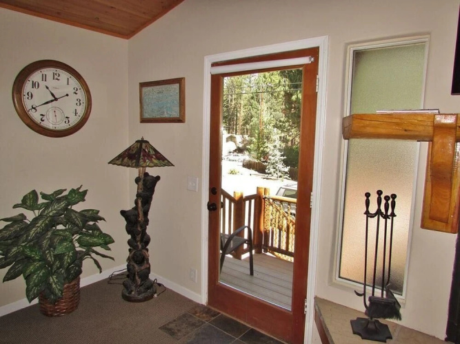 100 Cedar Hideaway Home