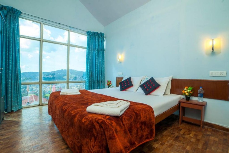 2 Bedrooms Suite with balcony