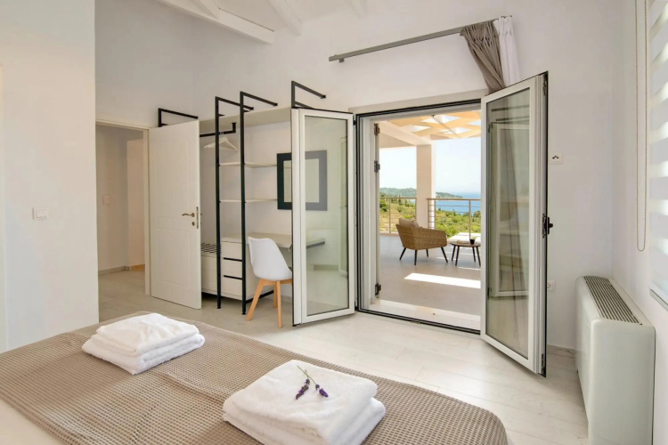 Tania Villa - Elegant 4 BR Villa With Private Pool