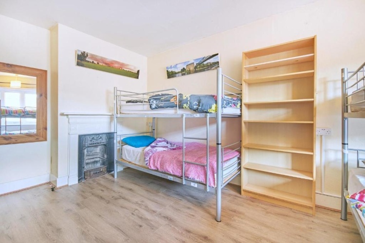 Bed in Dorm (female dorm)