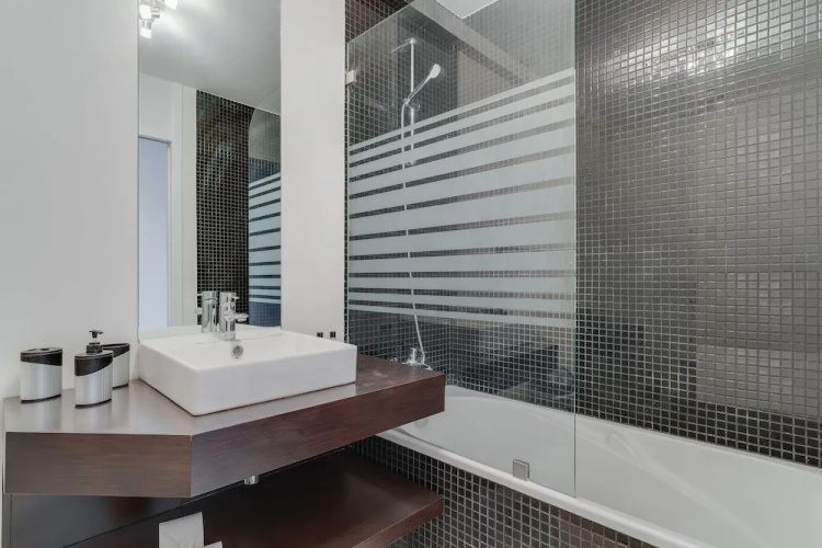 Ramos apartment by HRM