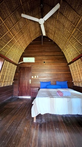 Standard room with balcony