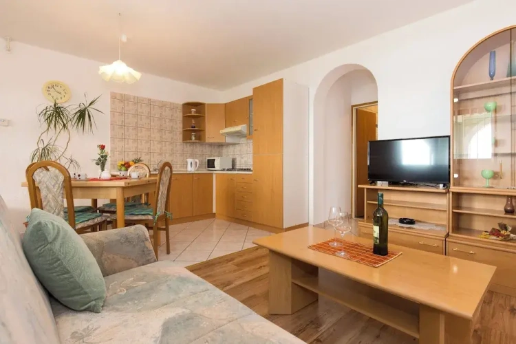 Apartment with balcony