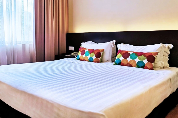 Standard room with city view