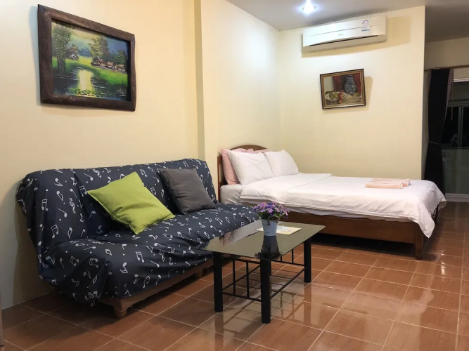 The One Apartments