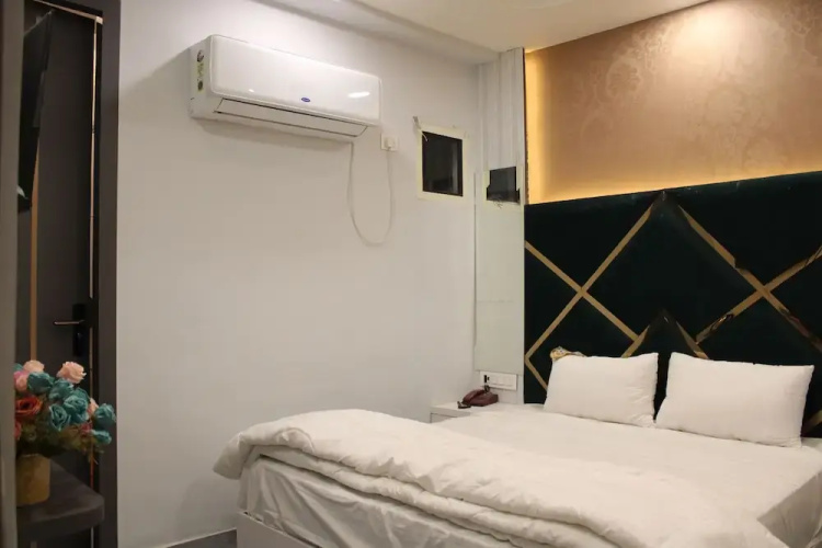 Hotel Gold Stone