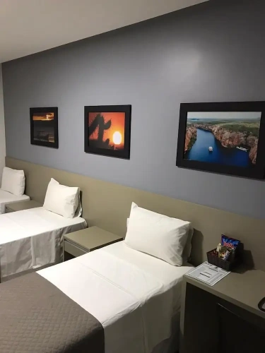 Standard Triple room