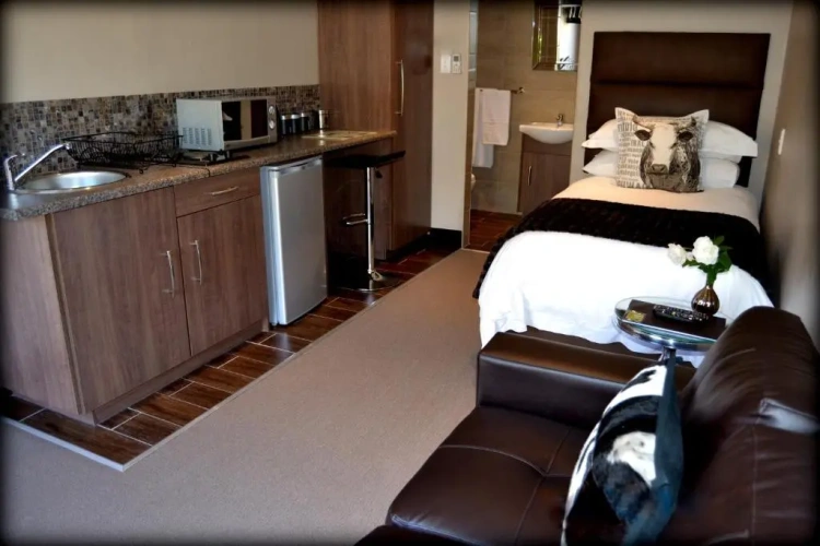 Standard Single room with garden view