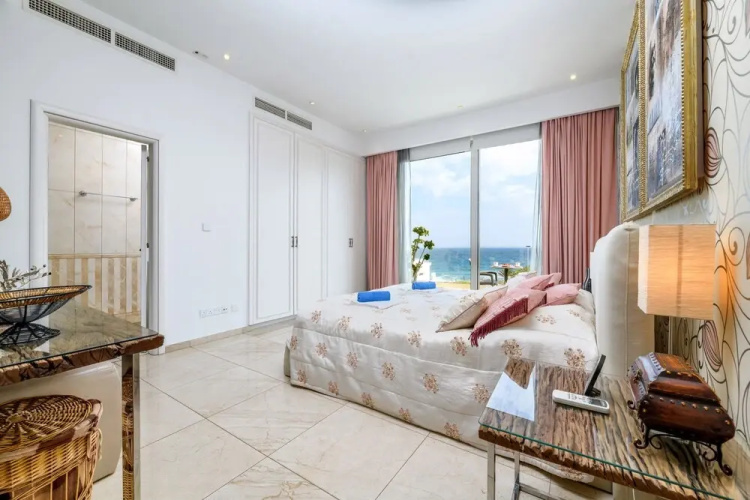 Lombardi Seafront Villa