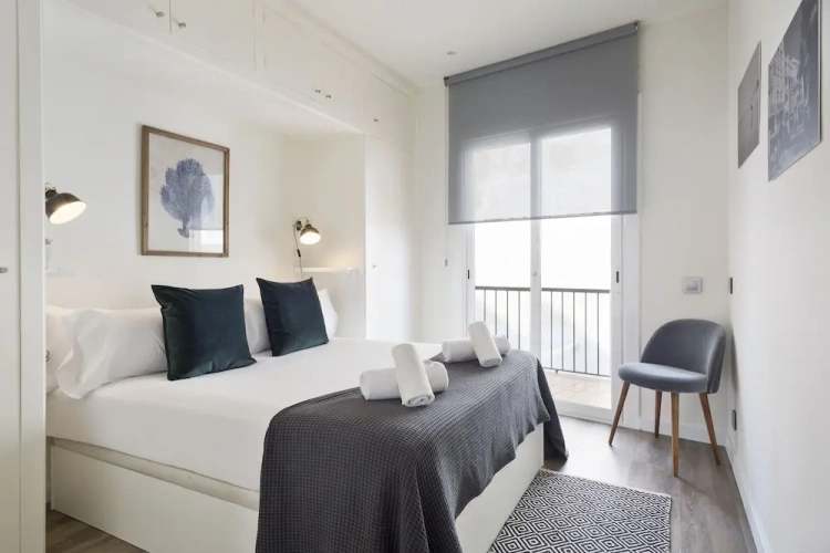 3 Bedrooms Deluxe Apartment beachfront