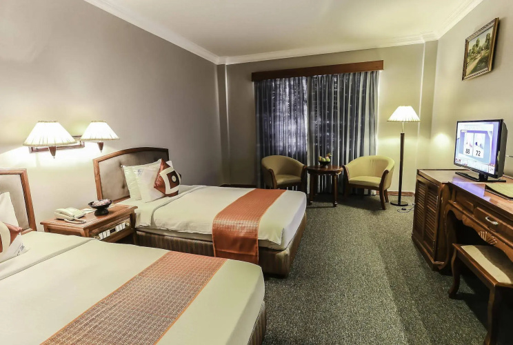Angkor Howard Hotel
