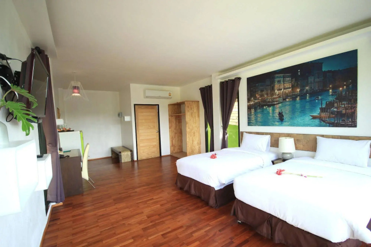 Reewa Waree Resort
