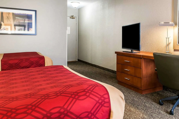 FairBridge Inn & Suites Fort Wayne