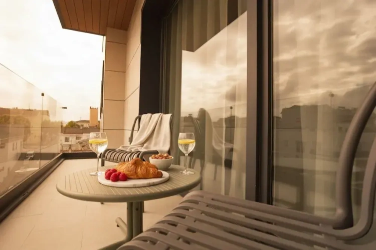 2 Bedrooms Superior Apartment with balcony