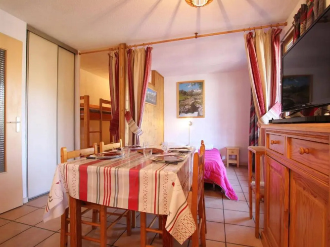 Appartement Briançon, 1 pièce, 4 personnes - FR-1-330C-40