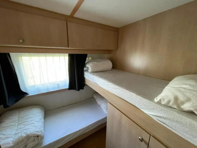 Chalet 't Rijsterbos op camping met zwembad!