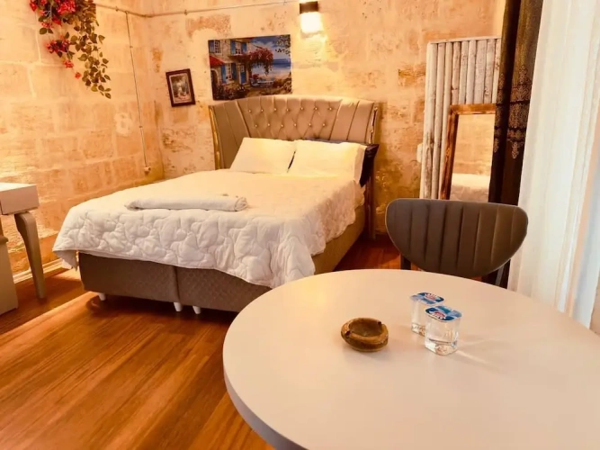 Deluxe Double room with city view