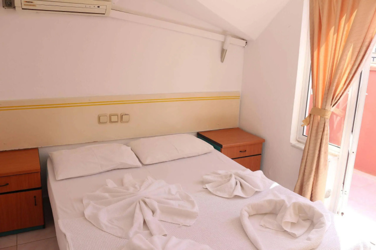 Flash Hotel