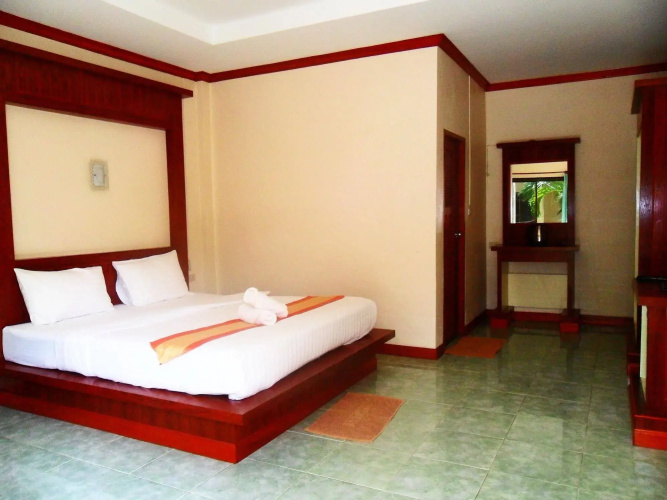 Lanta Riviera Resort  (SHA Extra Plus)