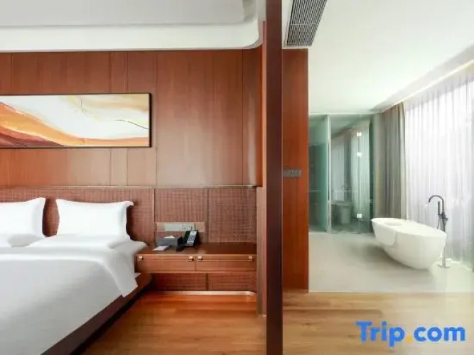 2 Bedrooms Suite with sunset view