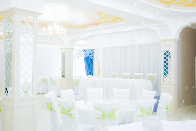 Boutique Hotel Tomiris
