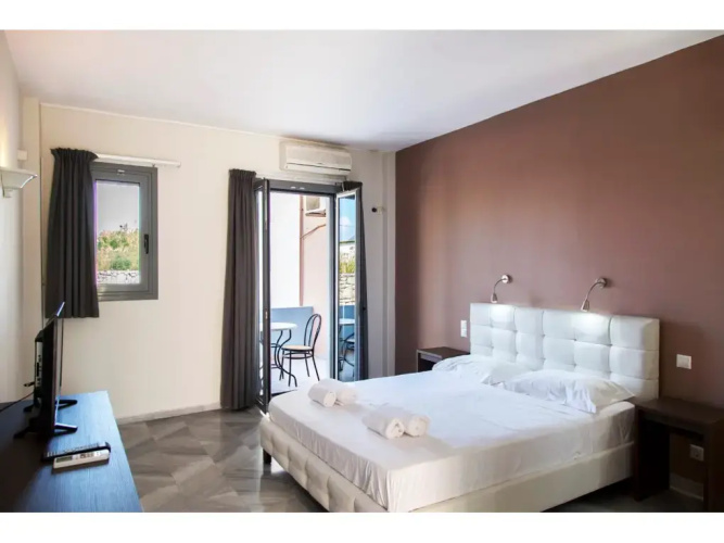 Armonia Luxury Hotel