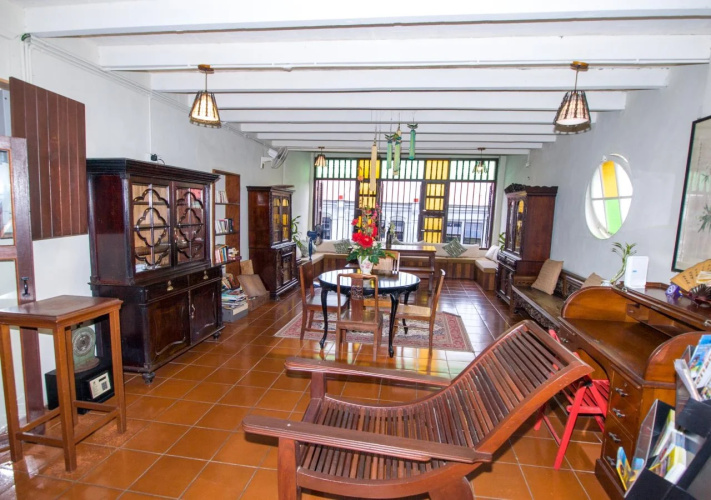 Noordin Street House