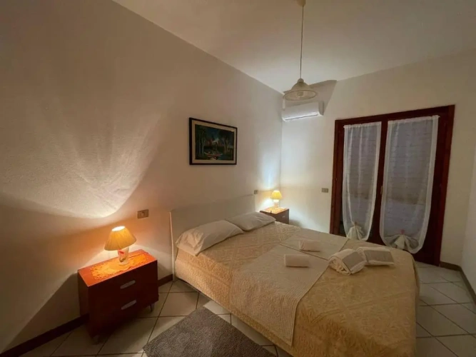 2 Bedrooms Villa