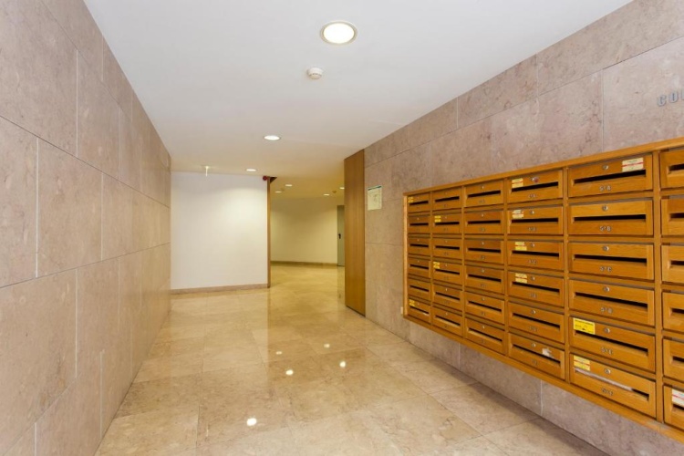 3 Bedrooms Apartment