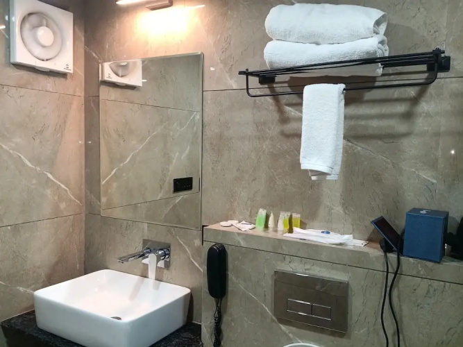 Lords Studio Inn, Jamnagar