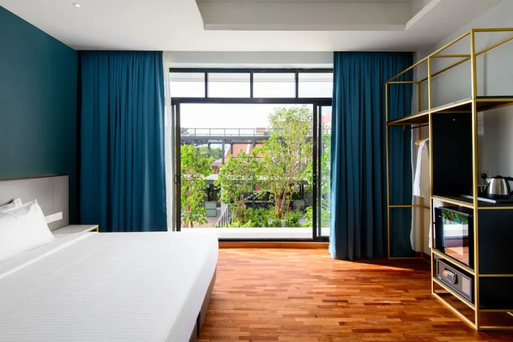 Savv Hotel