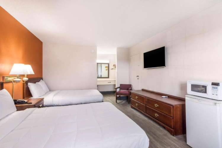 Rodeway Inn