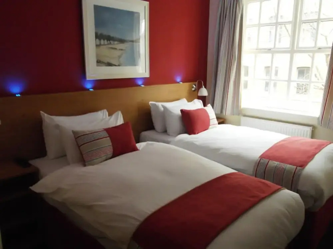 Ville Hotel
