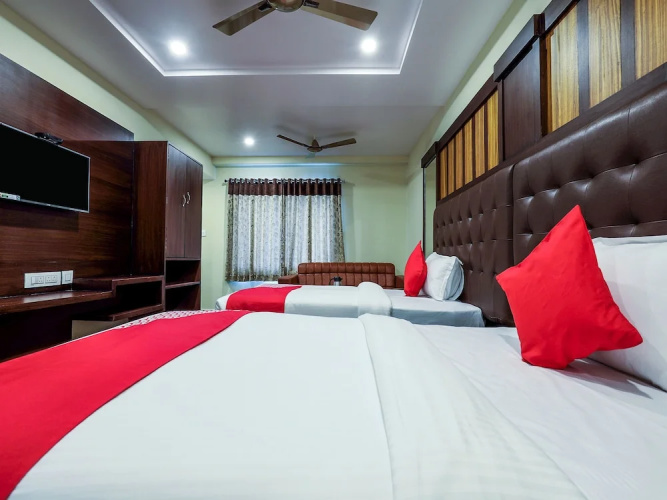 OYO 16155 Hotel Dcm Grand