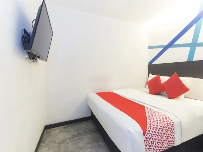 OYO 416 Grid 9 Hotel