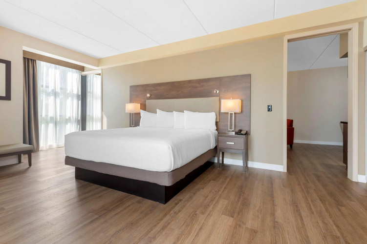 Best Western Plus Perth Parkside Inn & Spa photo 7