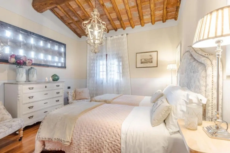 3 Bedrooms Villa