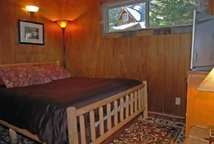 2 Bedrooms Cottage