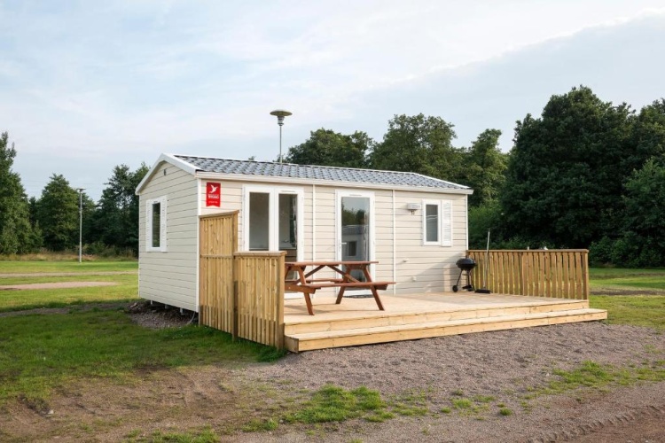 2 Bedrooms Cottage
