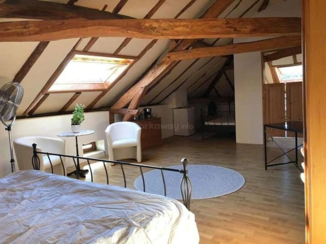 Comfort room