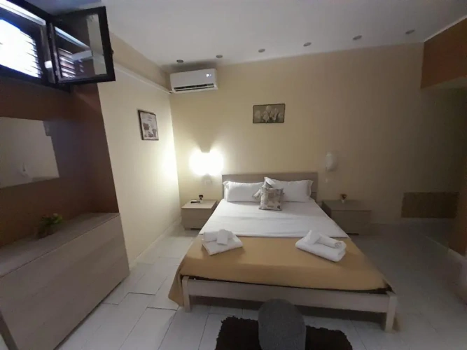 Classic Triple room