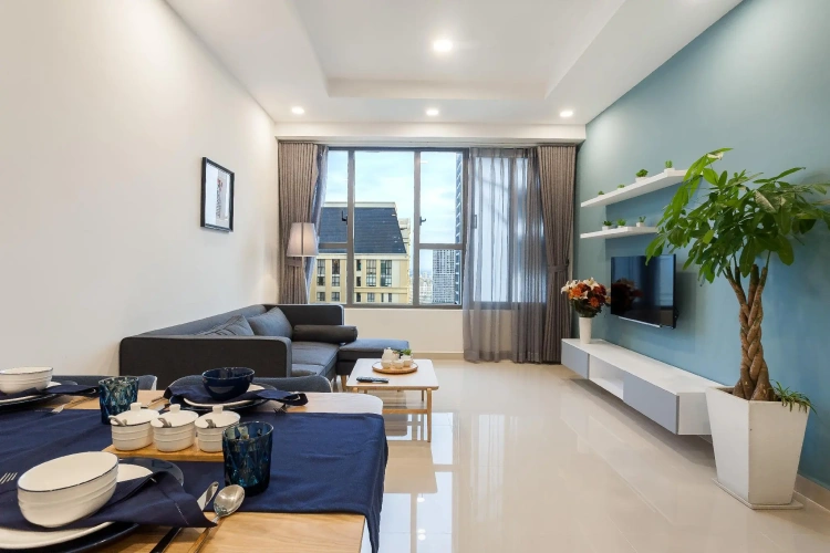 3 Bedrooms Apartment