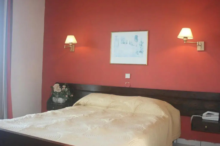 Aegli Hotel