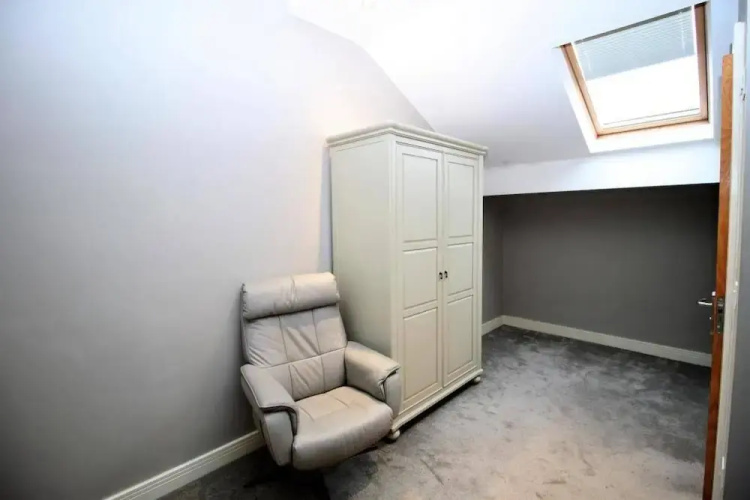 Sheffield City Retreat - Modern Apartment