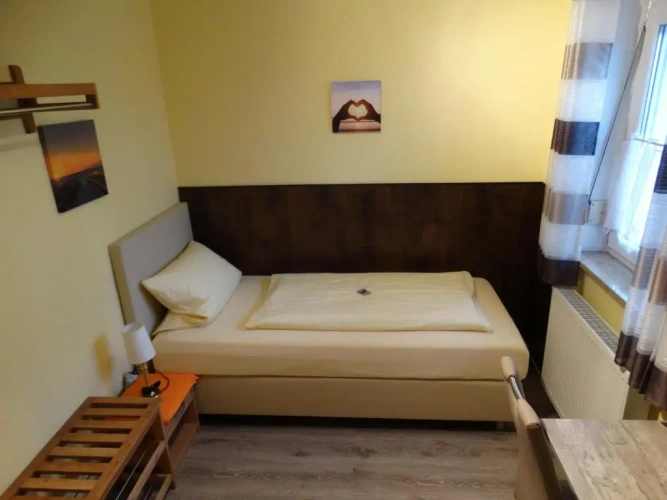 Standard Single room