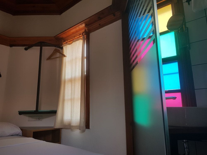 Room Kite Mansion