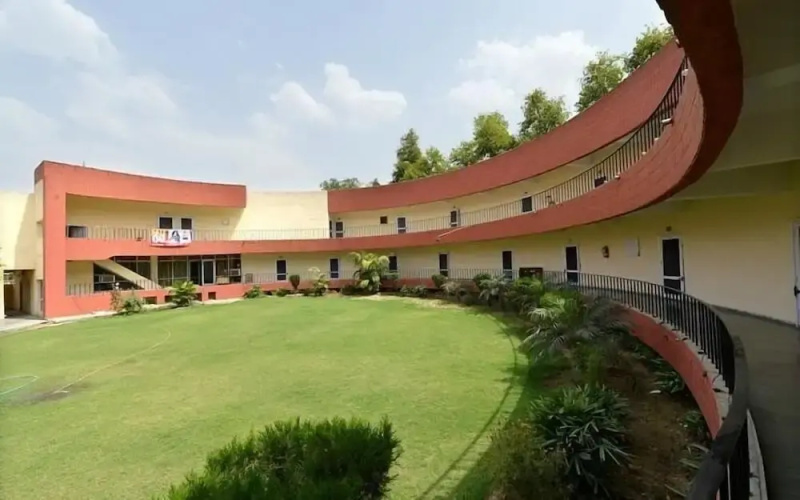 Magpie Tourist Resort