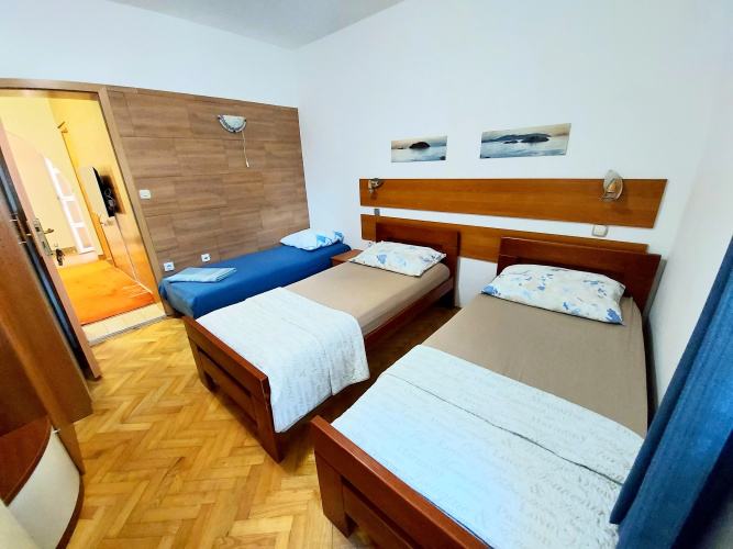 Apartments Ljiljana