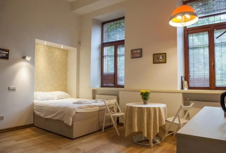 1 Bedroom Double Apartment